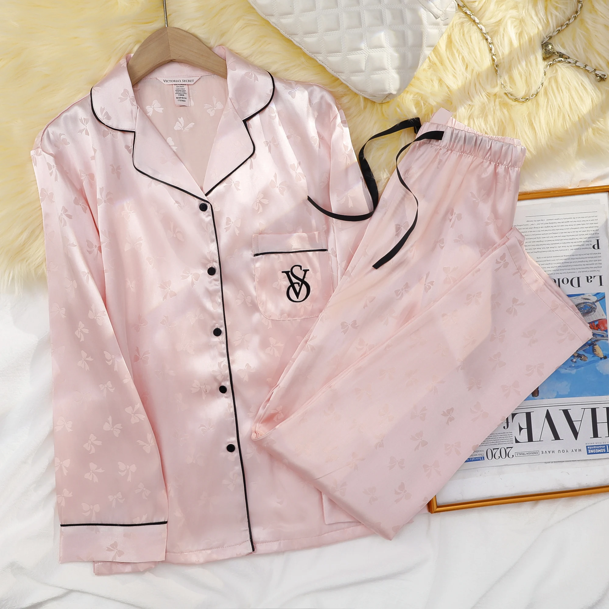 Victoria's Secret Womens Silk  - Beauty Makeup Louis Vuitton recension och pris