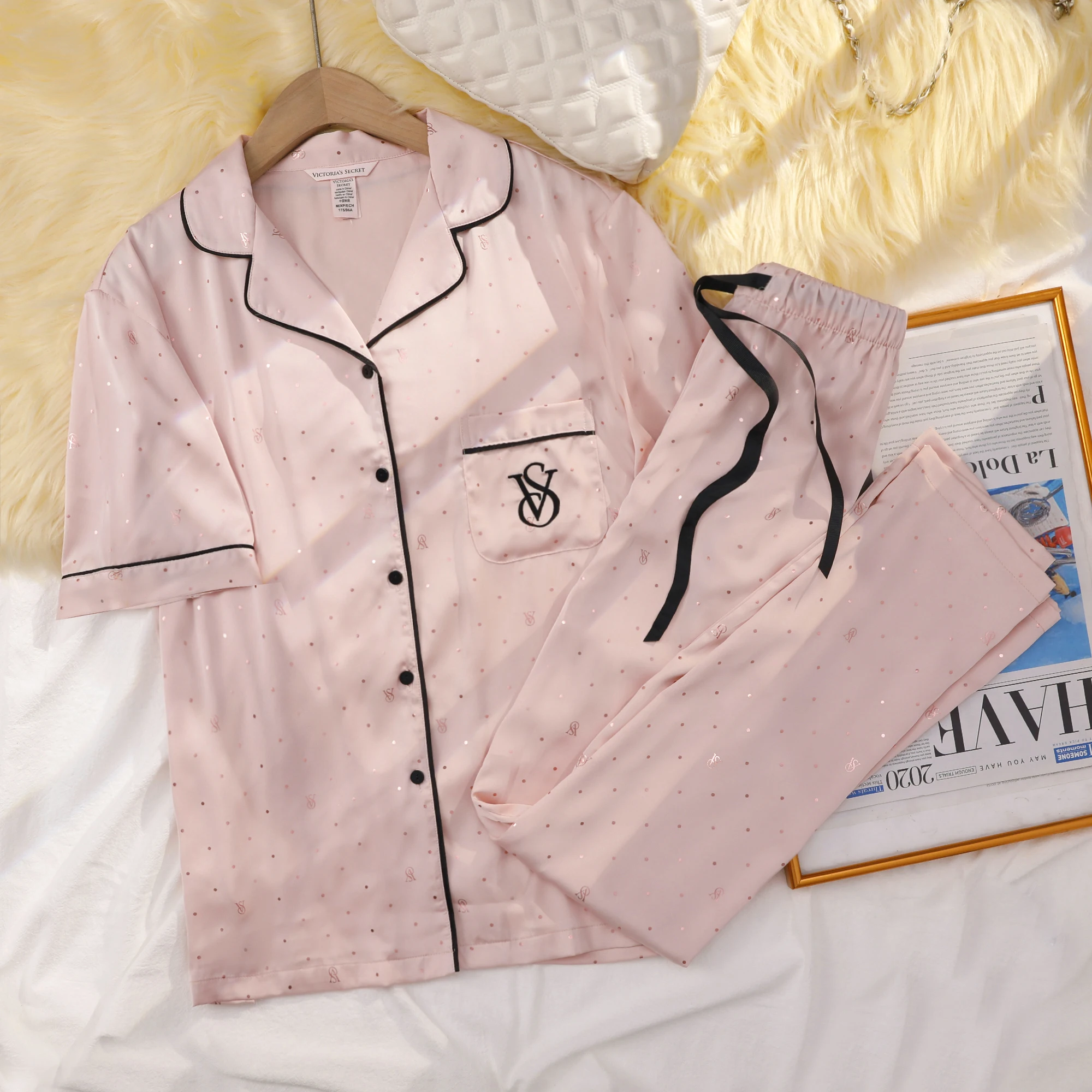 Victoria's Secret Womens Silk  - Beauty Makeup Louis Vuitton recension och pris