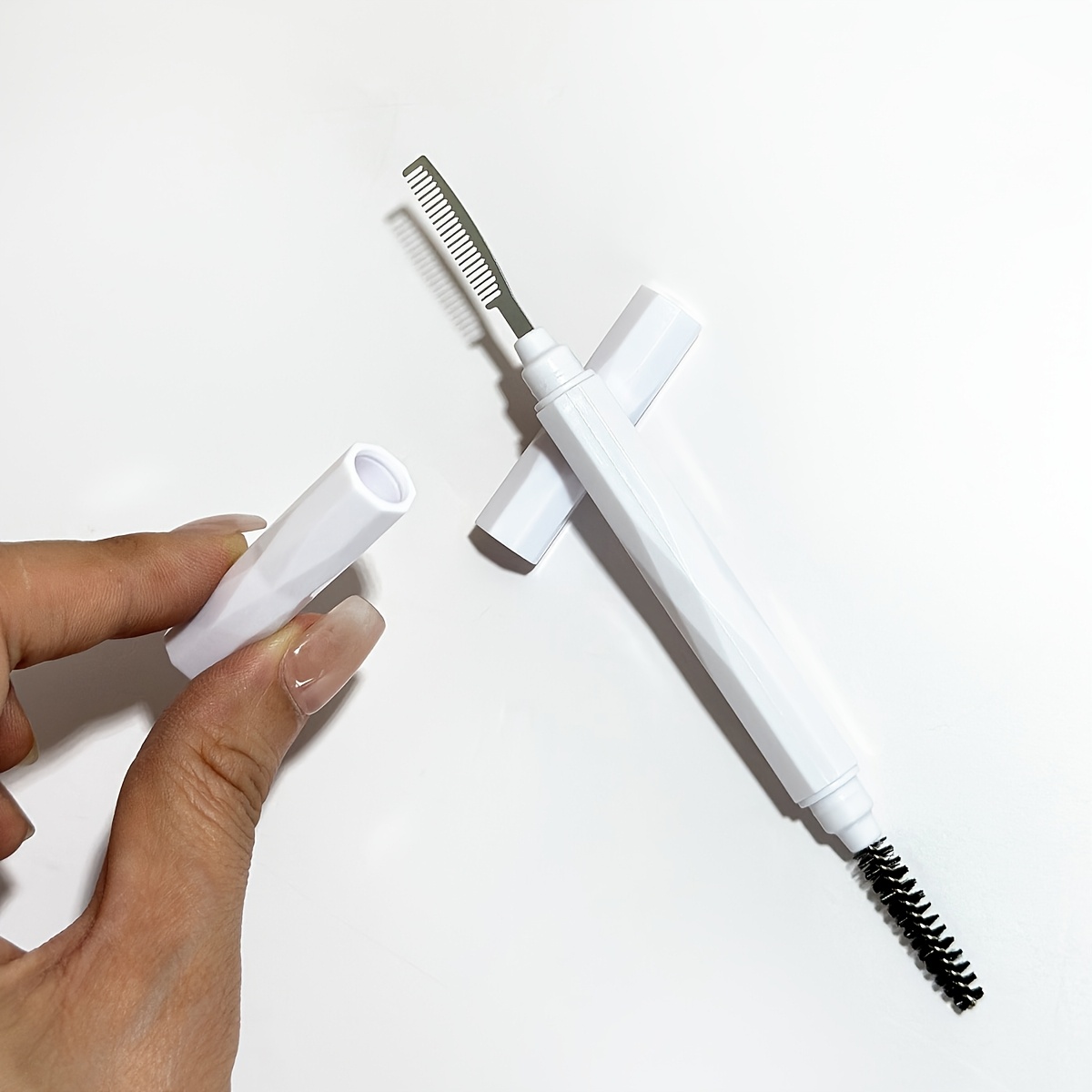 Double Headed Eyebrow And Eyel - Beauty Makeup Store recension och pris