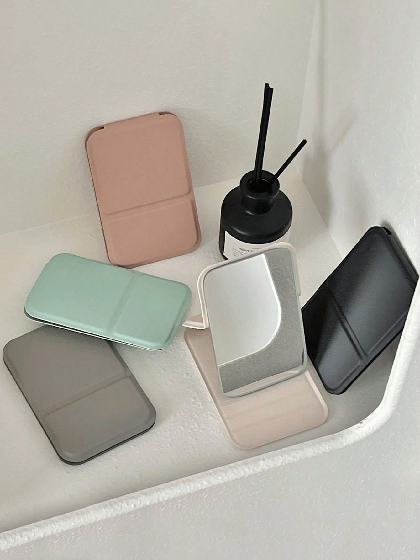 Portable Folding Mini Makeup M - Beauty In Makeup recension och pris